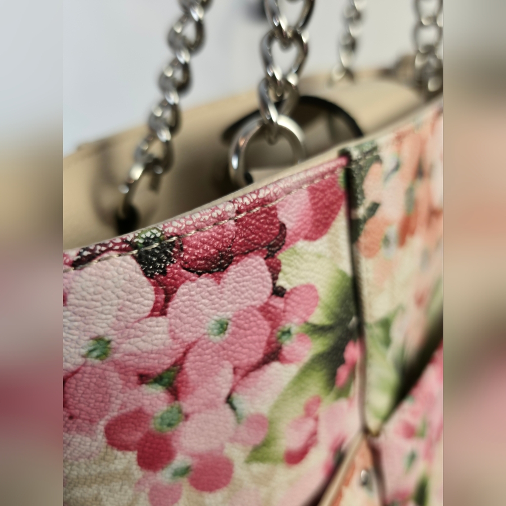 ๐ธ Dana Buchman Floral Pink & Cream Chain Tote ๐ท Dainty Feminine Aesthetic ๐ธ - Picture 7 of 16